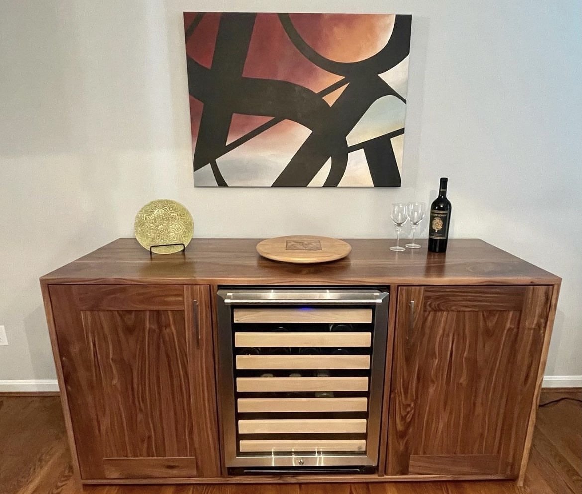 Built-in wine cabinet